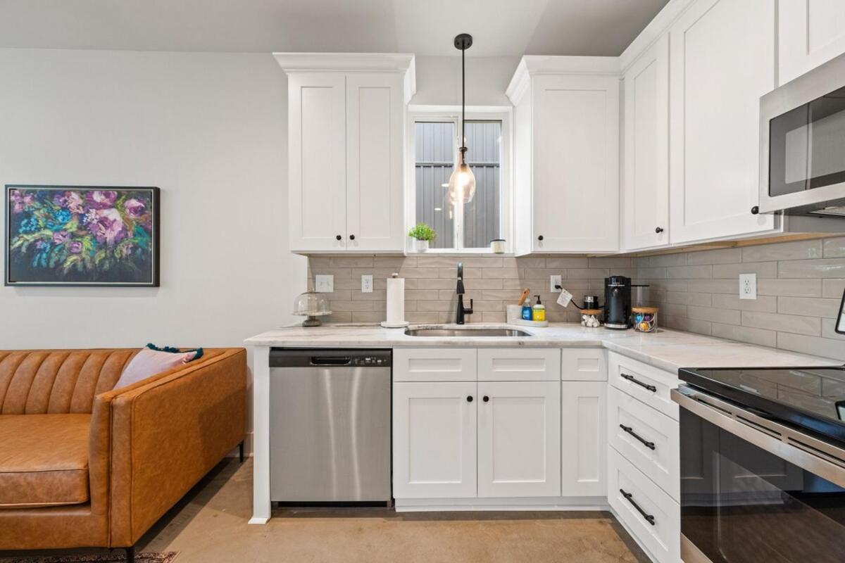 New Thibodeaux House Cajun Luxury 65 Tv Fast Wifi Daire Lafayette Dış mekan fotoğraf